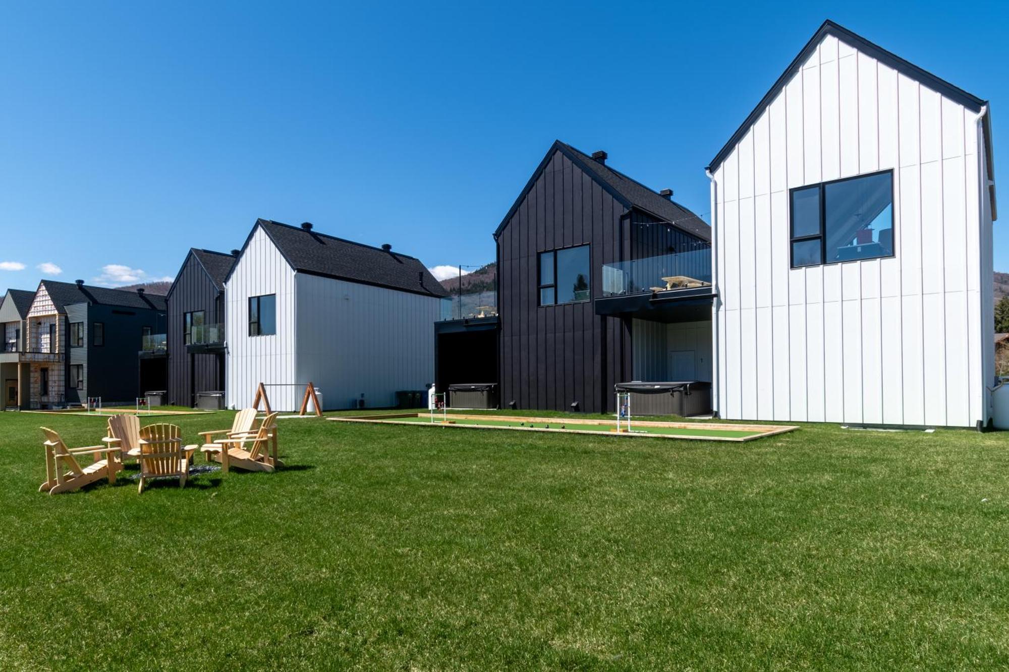 Sofa Villas Mont Sainte-Anne Beaupré Esterno foto
