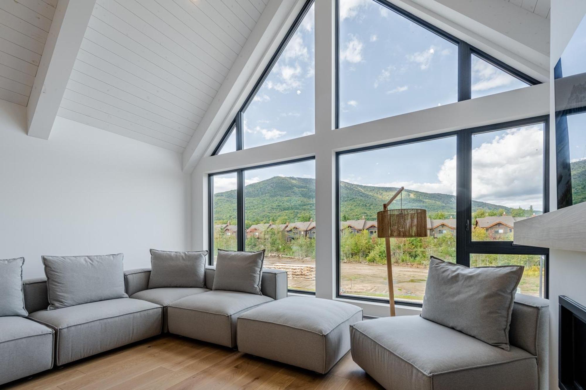 Sofa Villas Mont Sainte-Anne Beaupré Esterno foto