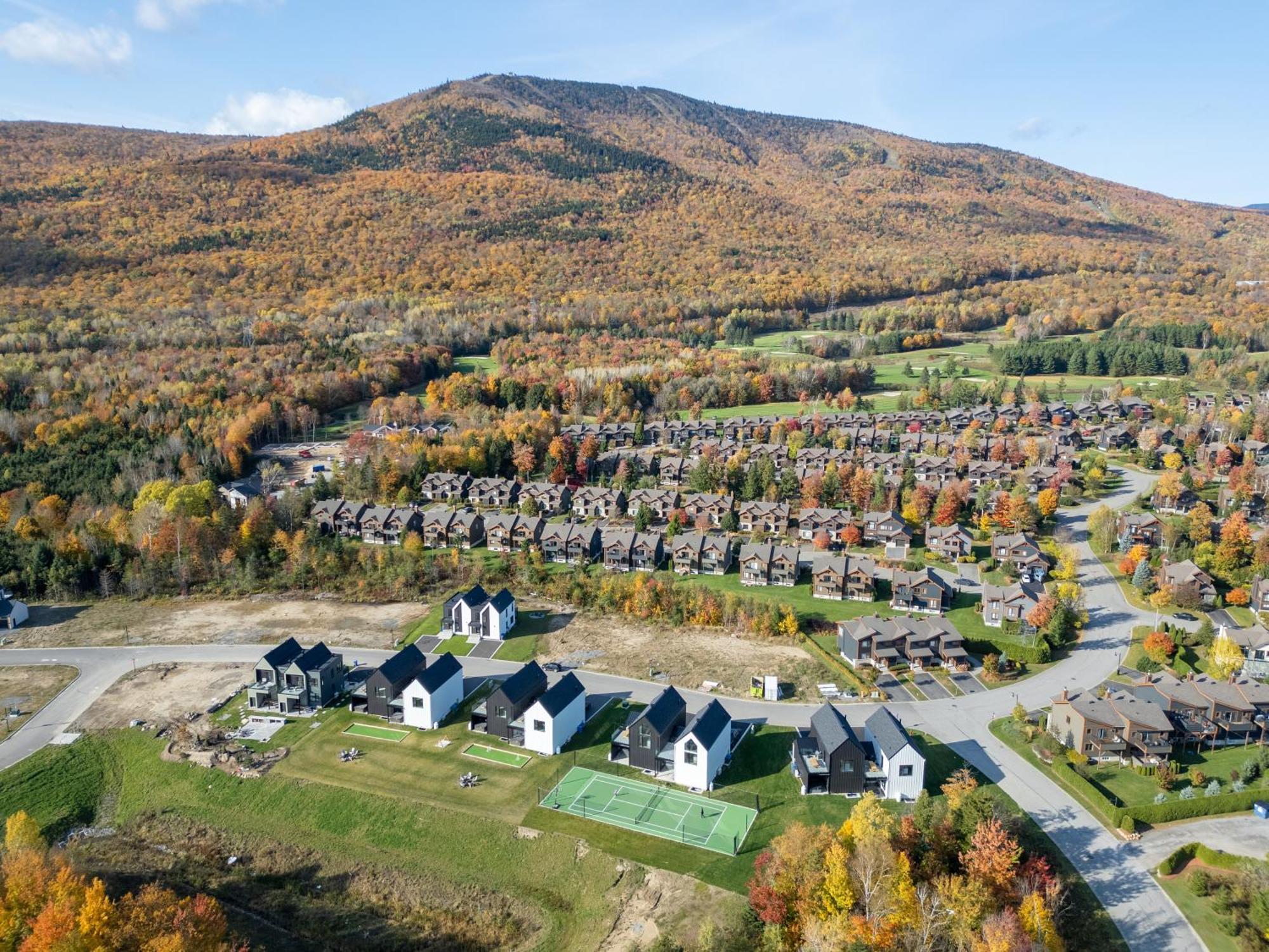 Sofa Villas Mont Sainte-Anne Beaupré Esterno foto
